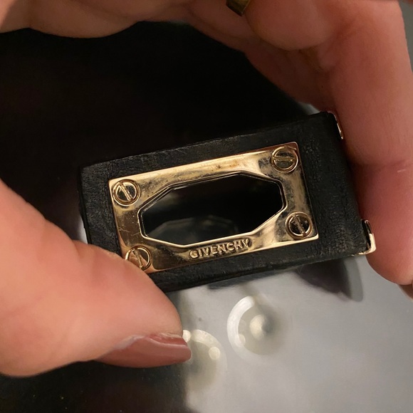 Givenchy Shark Tooth Bracelet - Picture 2 of 3